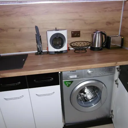 Apartamento жекови