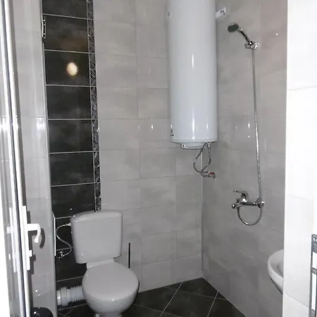 жекови Царево