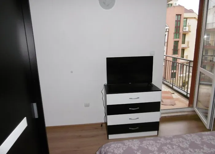 жекови * Царево