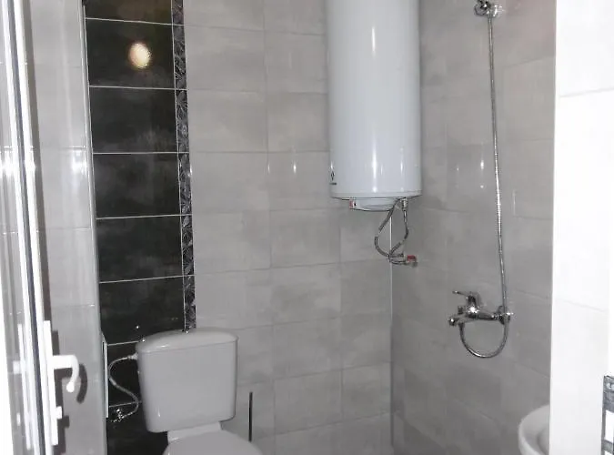 жекови Царево